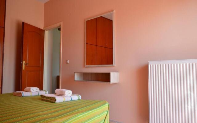 Roula's Apartment 1