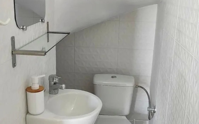 Myra Stunning Seaview Maisonette