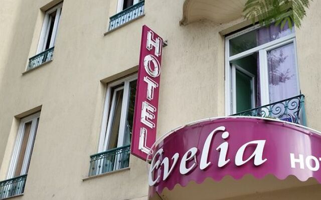 Evelia Hotels