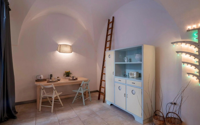 Corte Dei Romiti - Suites & Apartments - Salentoinfotour