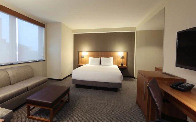 Hyatt Place Flushing/LaGuardia Airport