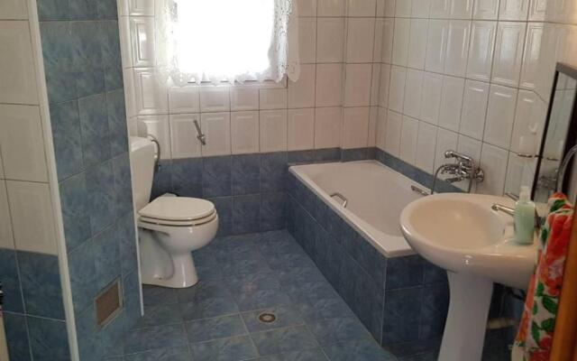 Koulas House in Diava