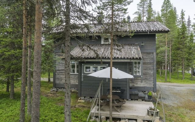 Ruka Safaris - Alinan Tupa