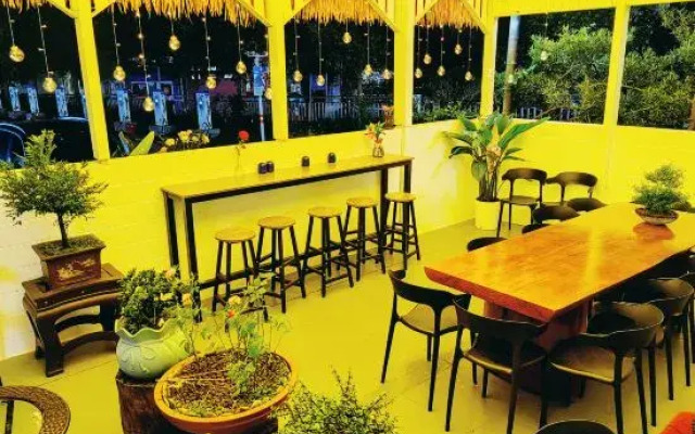 Jimmy's Ancient Charm Homestay (Xichong Branch)