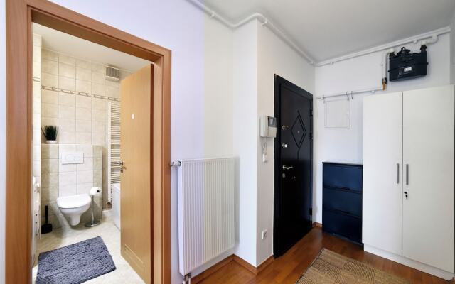 LXXVII Apartment