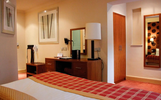 Metropole Hotel and Spa