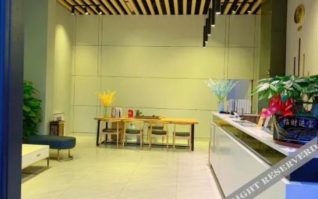 Longguang Apartment Hotel (Dawang Jiangjunshan Sports Park Branch)