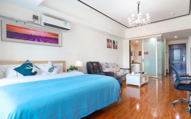BaiHe International Apartment hotel Luogang Wanda Plaza Branch
