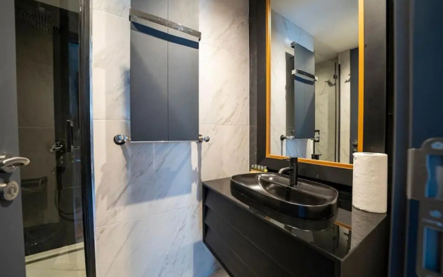 Superior, classy residence,7/24 Security,2 bedroom ( Benesta 205 )