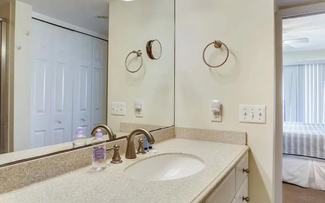 Sea Haven Luxe 2BR Oceanfront Haven