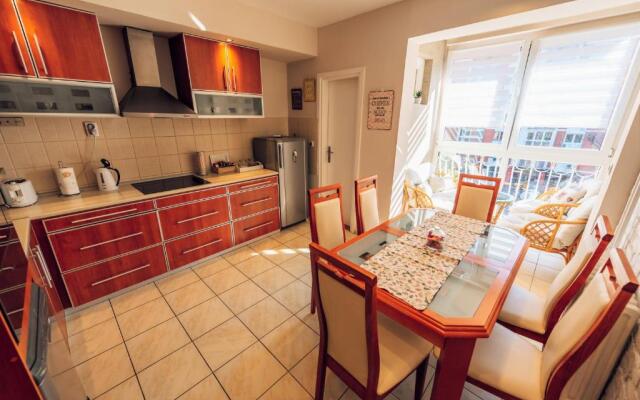 BALZAK 64m2, Free parking & Wi-fi