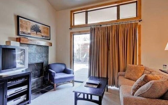 Snowrun in Warm Springs by Alpine Lodging
