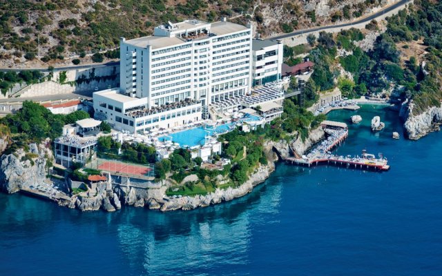 Korumar Deluxe Hotel