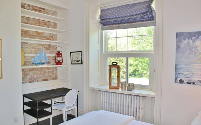 All Suites Whitney Manor