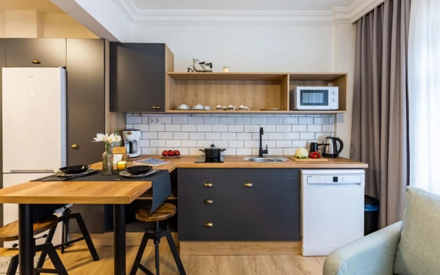 Missafir Impressive Flat in the Heart of Cihangir