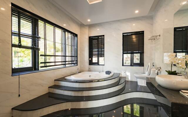 Oreka Homestay Halong