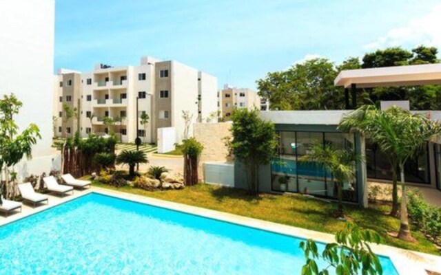 Selvanova 3 bedroom Condo & Casa Club