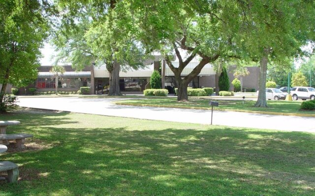 Ramada by Wyndham Diamondhead I-10/Gulfport