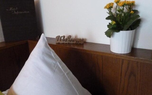 Hotel Pension „Schöne Aussicht“