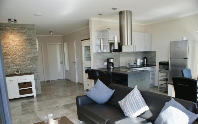 Fehmarn-OstseeferienStrandresidenz Vogelflug 14518 App 18