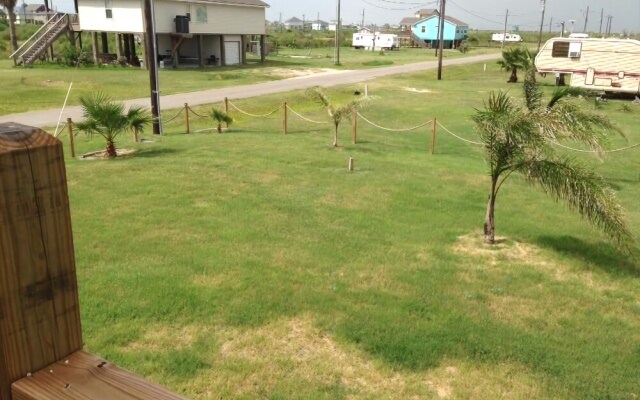 Ocean Tide by RedAwning