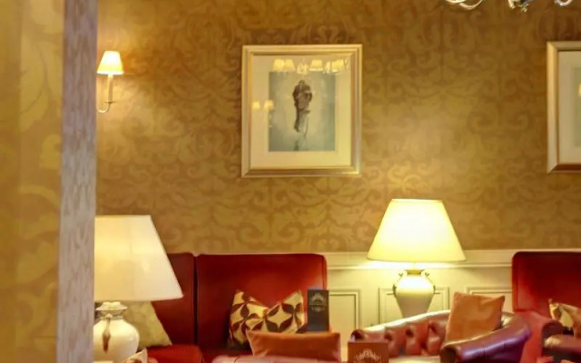 The Norfolk Royale Hotel
