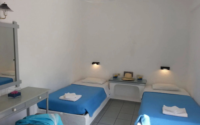 Iro Hotel