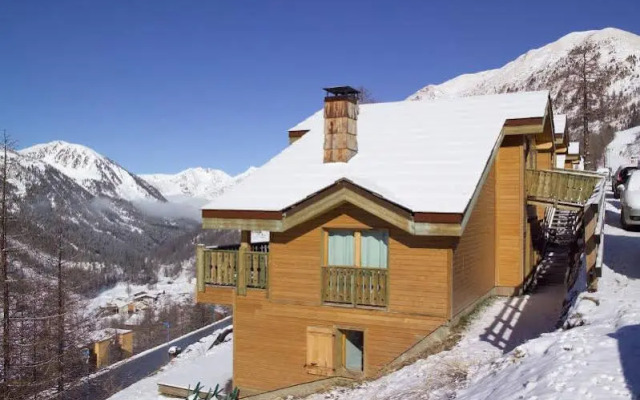 Madame Vacances Les Chalets D'Isola