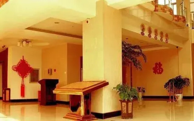 Purui Duomu Holiday Hotel - Lijiang