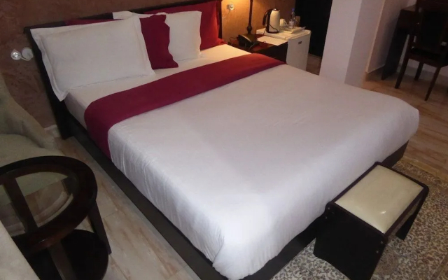 Safyad Hotel