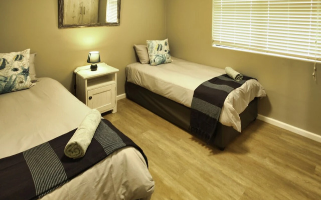 NIVICA Lifestyle Living 4