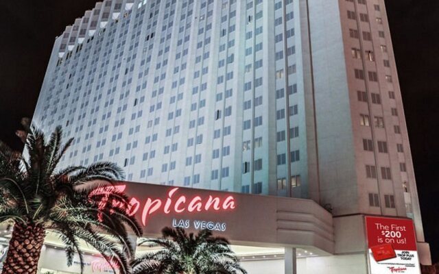 Tropicana Las Vegas a DoubleTree by Hilton Hotel and Resort