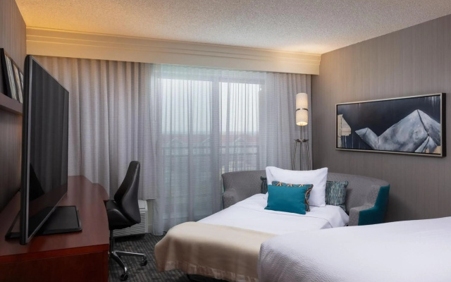Courtyard by Marriott Denver Airport