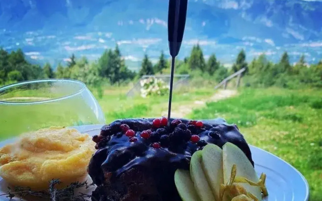 Rifugio Predaia ai Todesci