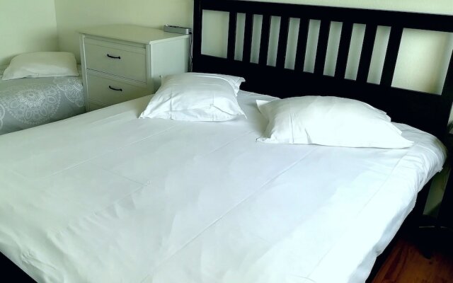 Modern Appart 75m2 - 2 rooms -parking