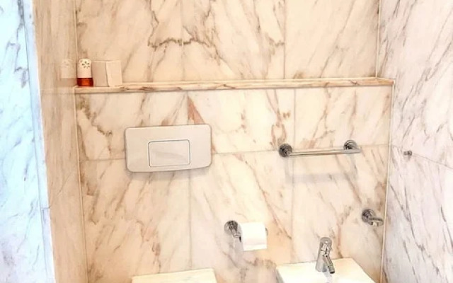 Center City Villa