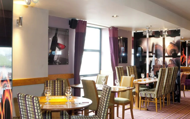 Premier Inn Glasgow Newton Mearns - M77 J4