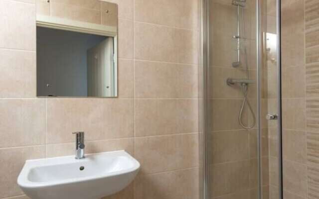 Bright and Homely 2BR Flat in Old Trafford