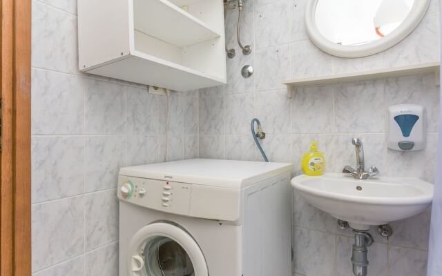 Apartments and Rooms Mate