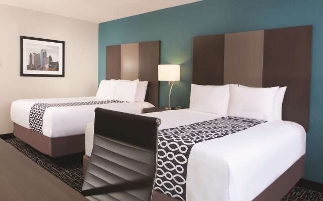 La Quinta Inn & Suites by Wyndham Atlanta Airport North