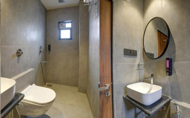 Starville Hotel Andheri MIDC