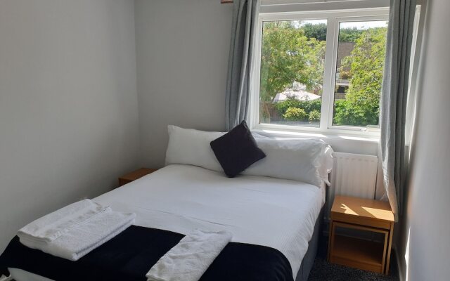 Washington's Diamond 3 Bedroom House Sleeps 6guest