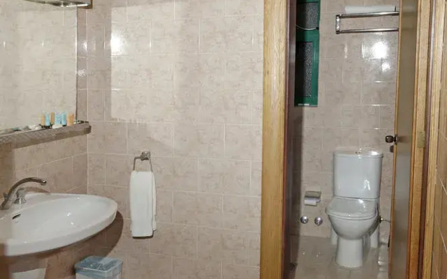 Mansour Suites Plaza