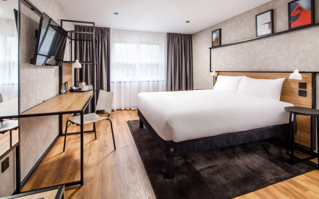 Ibis Wakefield East - Castleford