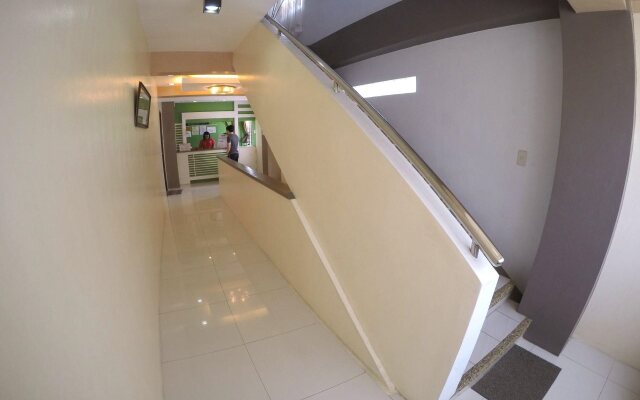 Bridge Way Hotel