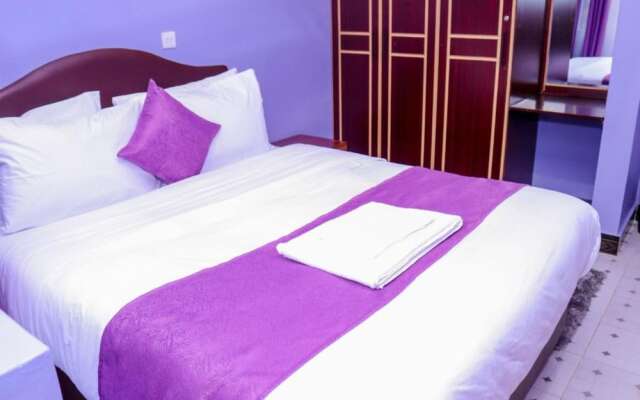 Delight Mainstay Homes by Della