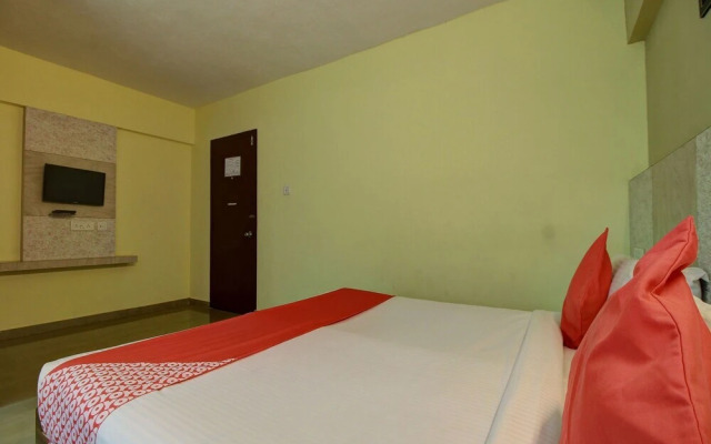 Vijaya Residency by OYO Rooms
