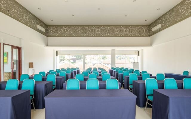 Capital O 1256 Sangga Buana Resort and Convention Hotel