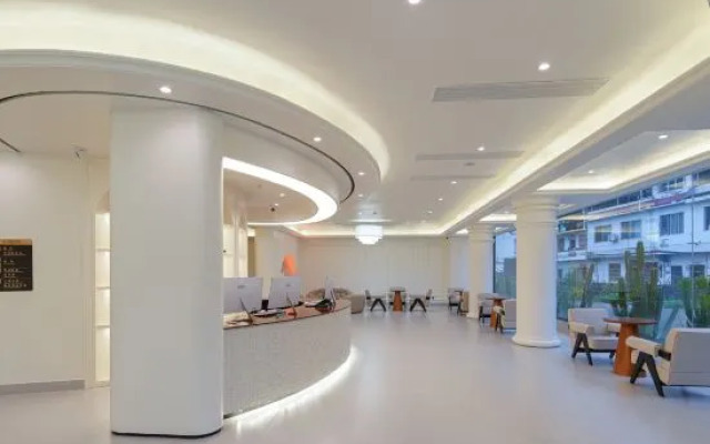 SuYan white high-end boutique homestay