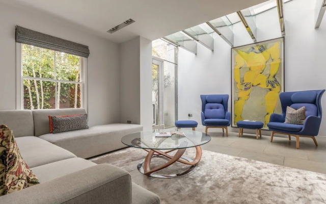 Aubrey Walk by Onefinestay